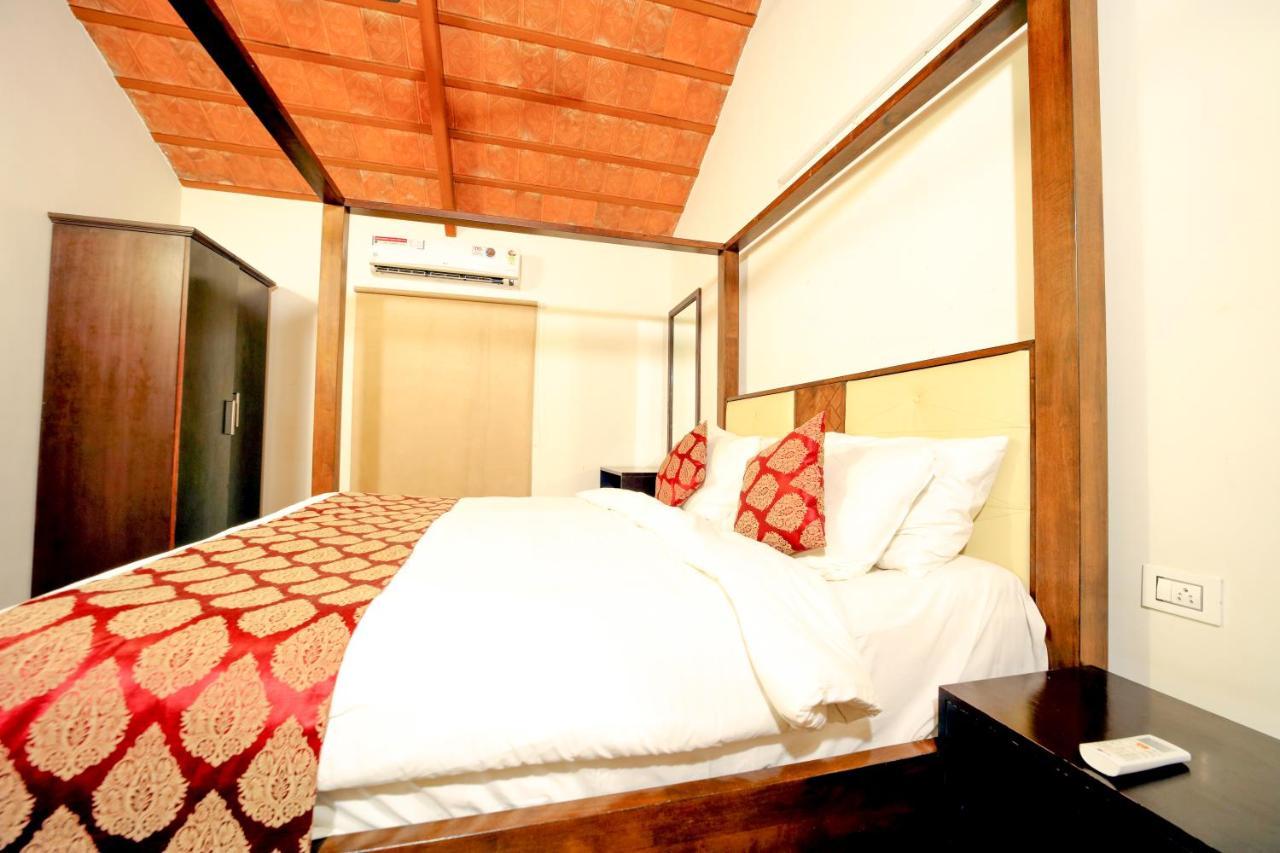 Brown Town Resort & Spa Hajdarabad Zewnętrze zdjęcie