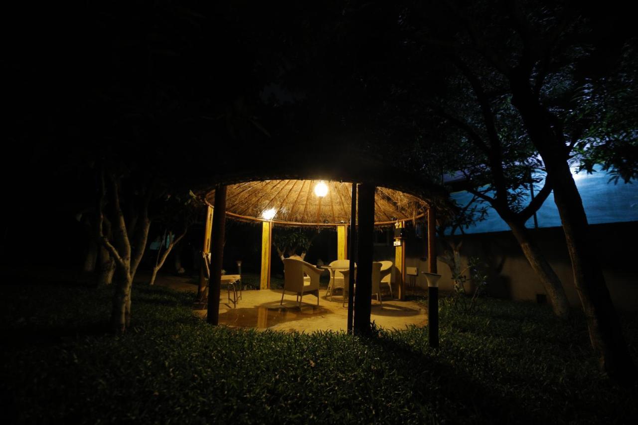 Brown Town Resort & Spa Hajdarabad Zewnętrze zdjęcie